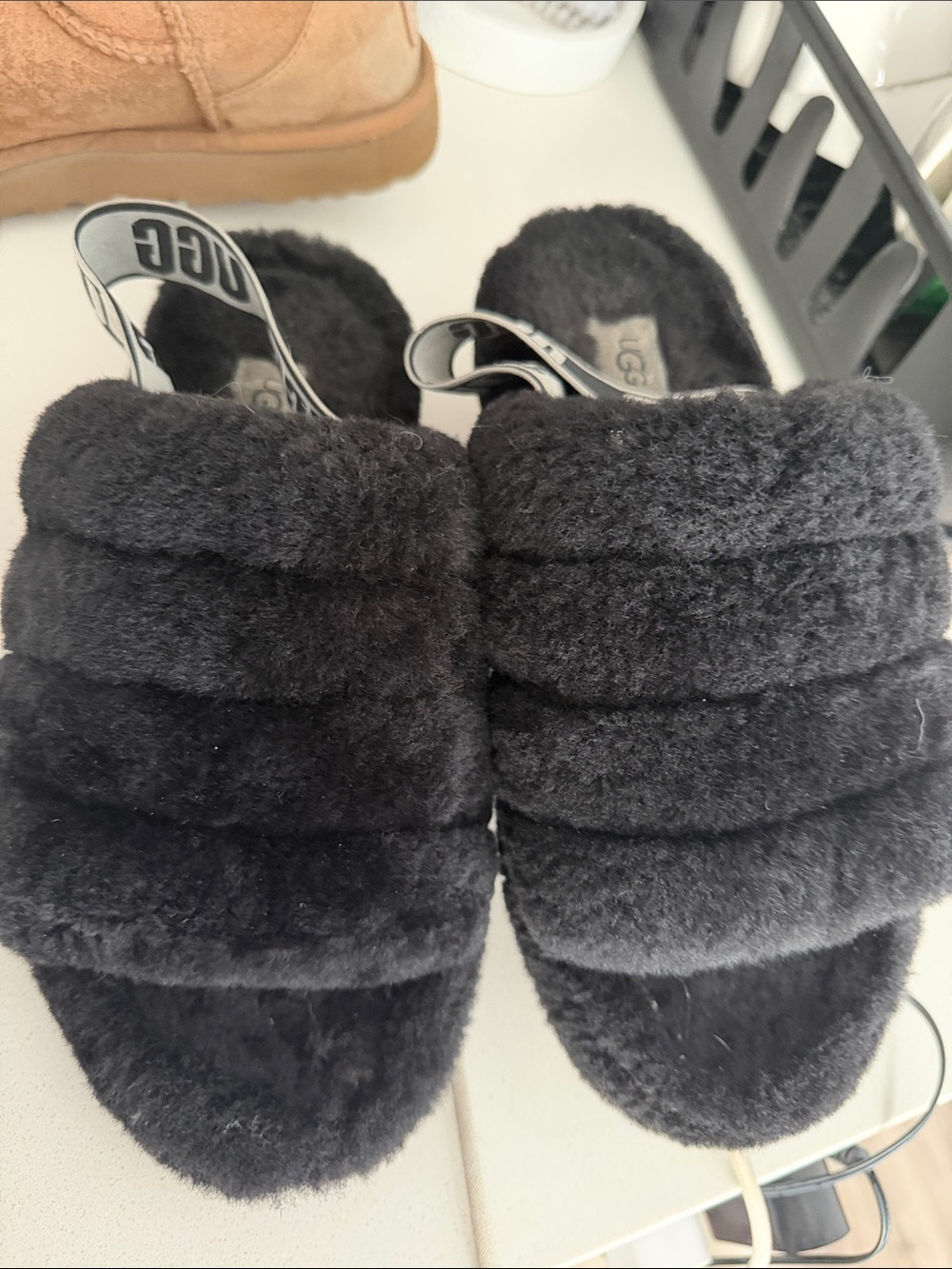 UGG Fluff Yeah Slide Slippers – Black – Women’s